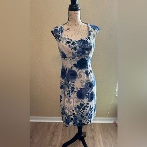 Cute dress and perfect dress for work.